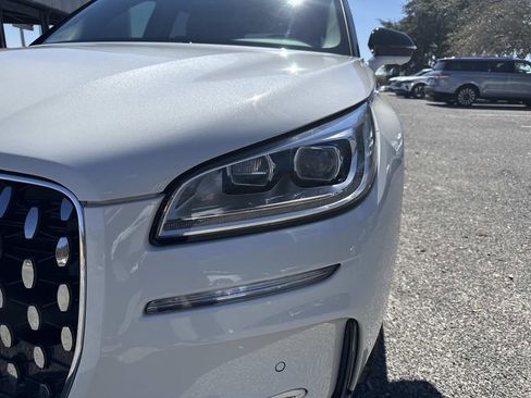 New 2026 Lincoln Corsair Reserve image 9