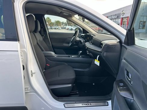 New 2026 Nissan Kicks S FWD image 39
