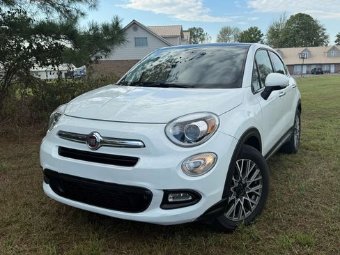Used 2017 FIAT 500X Lounge w/ Lounge Premium Package (AWD) image 2