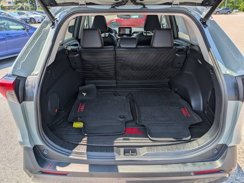 Used 2021 Toyota RAV4 TRD Off-Road AWD/4WD image 13