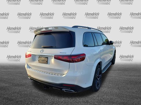 Used 2024 Mercedes-Benz GLS 450 4MATIC image 9