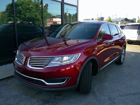 Used 2016 Lincoln MKX Reserve w/ Technology Package FWD image 2