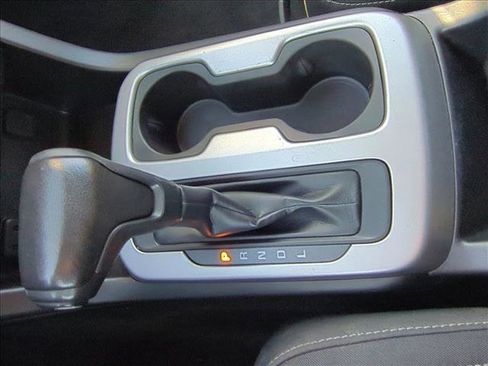 Used 2021 Chevrolet Colorado LT image 14