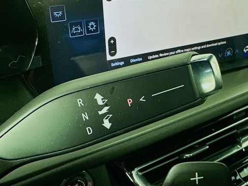 New 2025 Chevrolet Traverse LT w/ Driver Confidence Package image 17