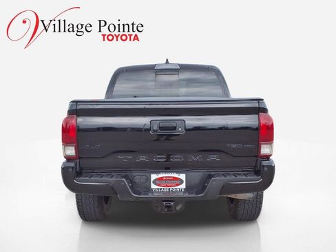 Used 2023 Toyota Tacoma TRD Pro AWD/4WD image 4