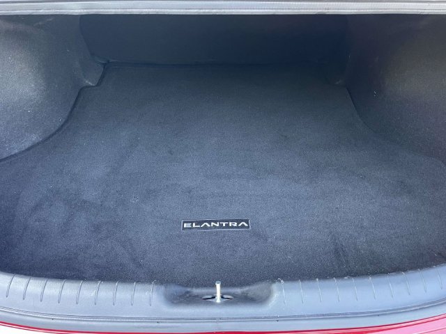 Certified 2023 Hyundai Elantra SEL FWD image 11