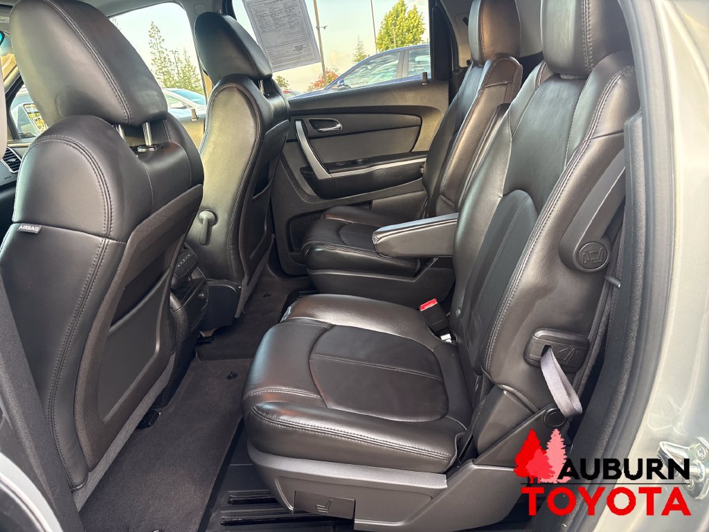 Used 2011 GMC Acadia SLT FWD image 18