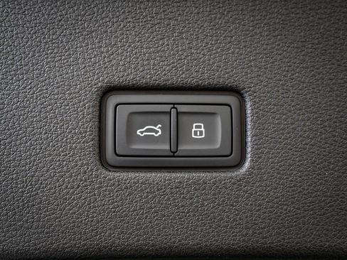 New 2026 Audi Q8 Premium Plus image 22