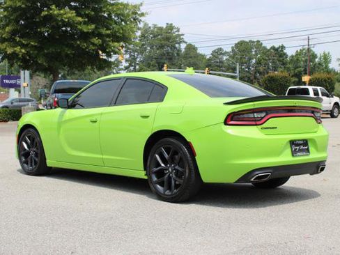 Used 2023 Dodge Charger SXT w/ Blacktop Package RWD image 7