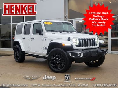 Used 2025 Jeep Wrangler Unlimited Sahara w/ Safety Group