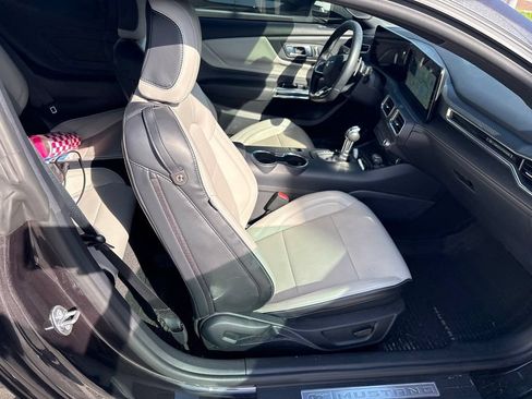 Used 2024 Ford Mustang GT Premium RWD image 6