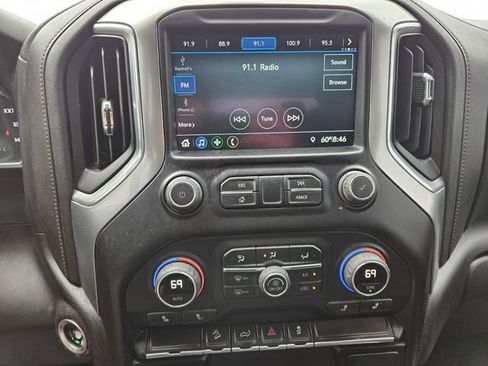 Used 2022 Chevrolet Silverado 2500 LT w/ Convenience Package image 18