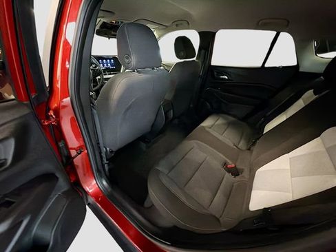 Used 2024 Chevrolet Trax LS image 23