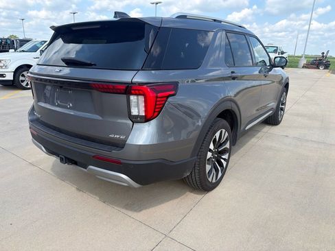 Used 2025 Ford Explorer Platinum w/ LUX Leather Package AWD/4WD image 3