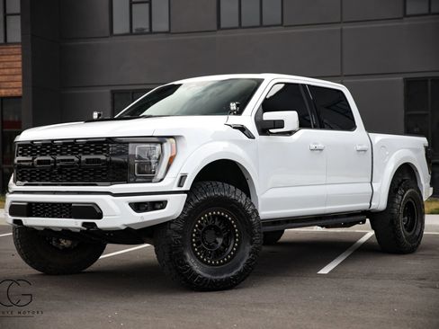 Used 2023 Ford F150 Raptor AWD/4WD image 3