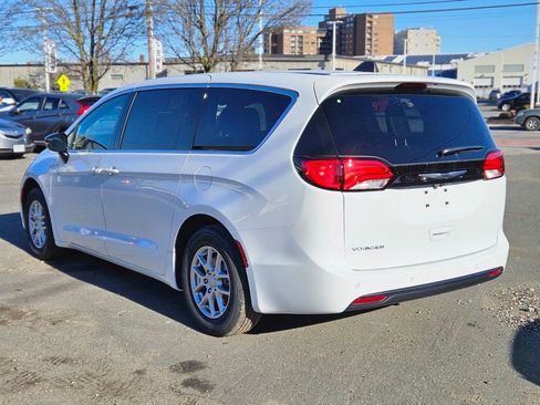 New 2026 Chrysler Voyager LX image 3