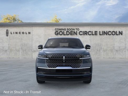New 2026 Lincoln Navigator Reserve image 7