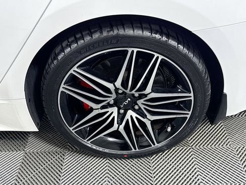Used 2022 Kia Stinger GT1 w/ Red Interior Color Package image 4