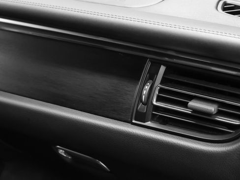 Used 2021 Porsche Macan GTS image 28