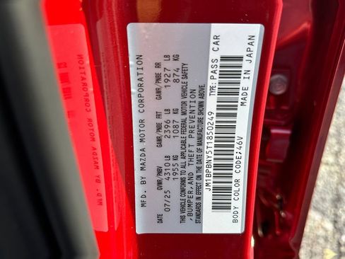 New 2026 MAZDA MAZDA3 Hatchback w/Premium Plus Pkg image 23