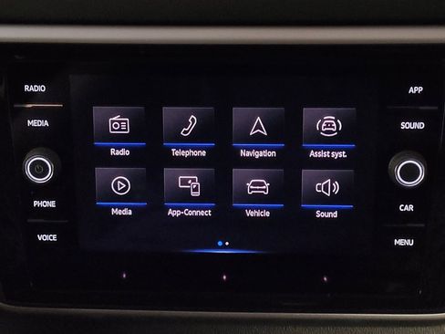 Used 2023 Volkswagen Atlas SE FWD image 25