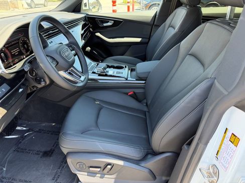 Certified 2025 Audi Q8 Premium Plus AWD/4WD image 3