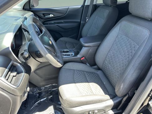Used 2018 Chevrolet Equinox LT FWD image 20