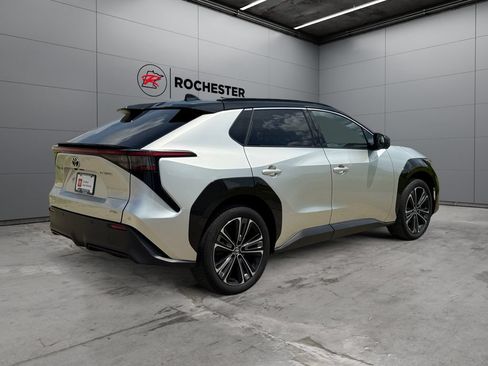 Certified 2023 Toyota bZ4X AWD w/ Weather Package image 5