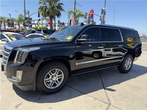 Used 2015 Cadillac Escalade ESV Platinum AWD/4WD image 60