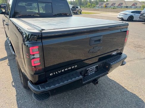 Used 2018 Chevrolet Silverado 1500 LTZ Z71 w/ LTZ Plus Package AWD/4WD image 22