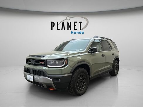 Certified 2026 Honda Passport TrailSport Elite image 3
