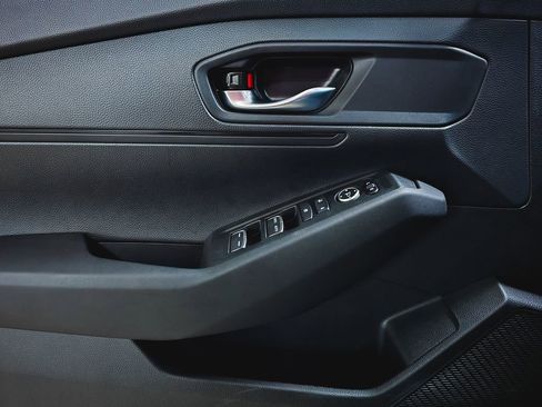Used 2025 Honda Accord LX image 15