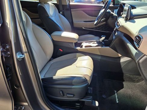 Used 2020 Hyundai Santa Fe Limited image 17