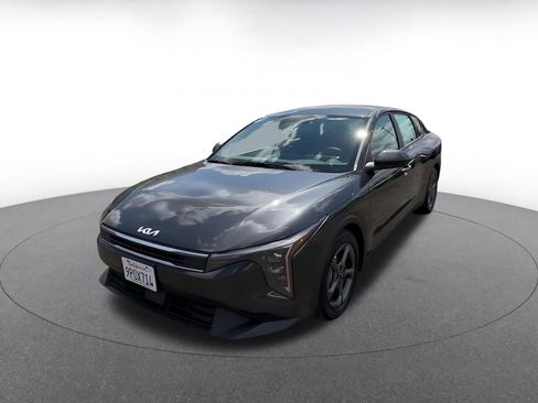 Used 2025 Kia K4 FWD image 4