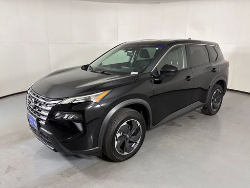 Used 2024 Nissan Rogue SV FWD image 4