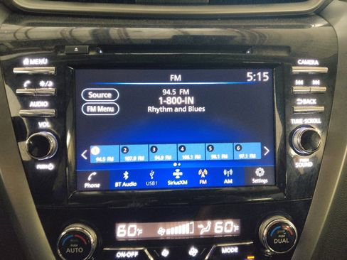 Used 2023 Nissan Murano SV AWD/4WD image 25