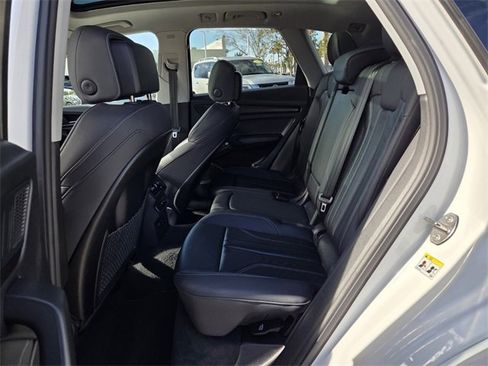 Used 2024 Audi Q5 2.0T Premium Plus image 12
