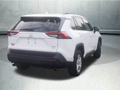 Certified 2020 Toyota RAV4 XLE w/ Convenience Package AWD/4WD image 22