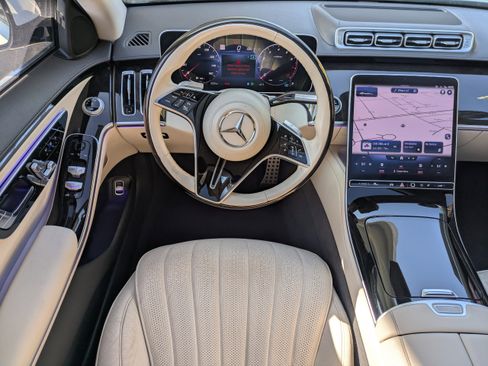 Certified 2023 Mercedes-Benz S 500 4MATIC image 17