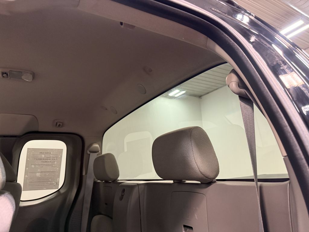 Used 2015 Nissan Frontier S RWD image 9