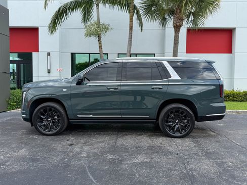 Used 2025 Cadillac Escalade Premium Luxury w/ Touring Package AWD/4WD image 12