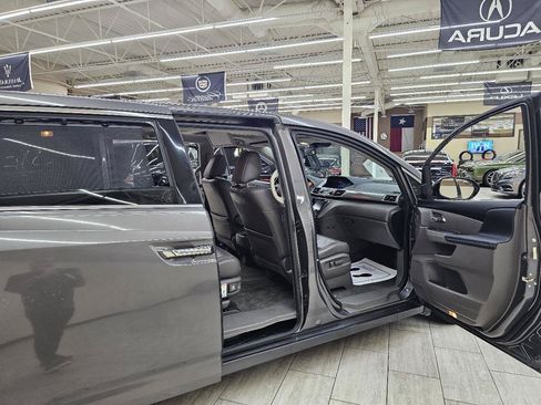 Used 2014 Honda Odyssey Touring image 15