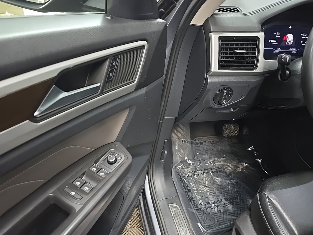 Used 2022 Volkswagen Atlas SE AWD/4WD image 28