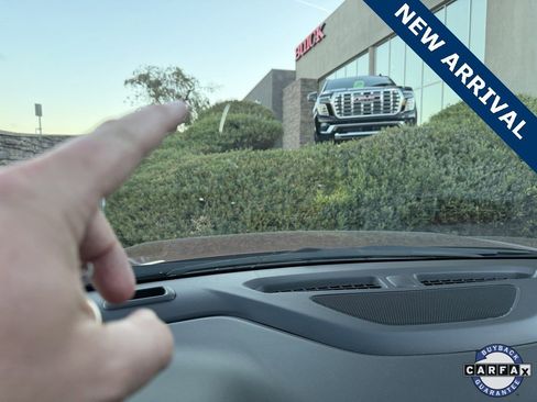 Used 2020 Chevrolet Blazer RS image 19