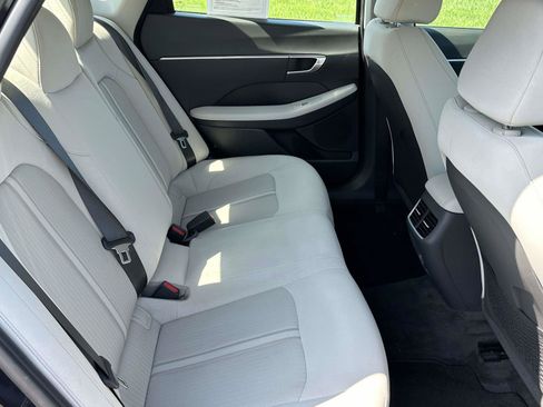 Used 2023 Hyundai Sonata Blue FWD image 10