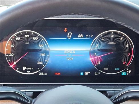 Used 2025 Mercedes-Benz GLS 450 4MATIC image 11