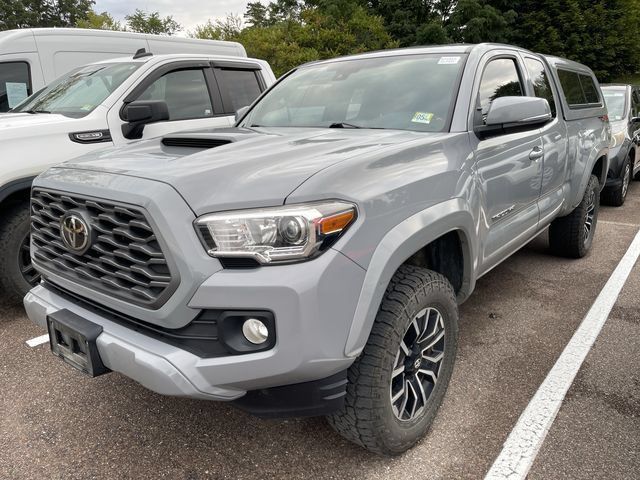Used 2021 Toyota Tacoma TRD Sport w/ Technology Package AWD/4WD image 4