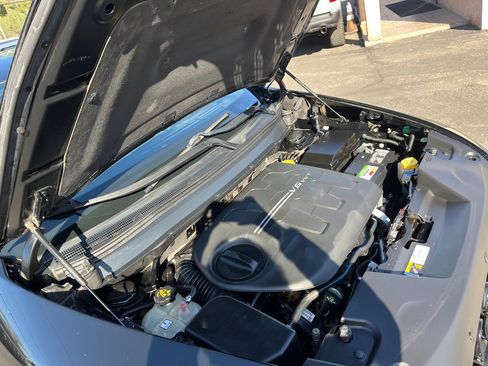 Used 2018 Jeep Cherokee Overland w/ Technology Group image 40