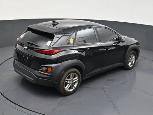 Used 2018 Hyundai Kona SE image 16
