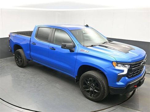 Used 2025 Chevrolet Silverado 1500 LT Trail Boss w/ Protection Package image 1